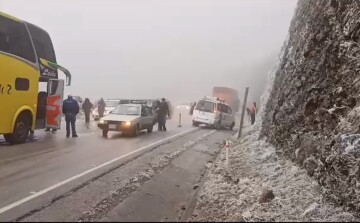 Cortan un tramo de la ruta Camargo-Tarija por nevada en la Cuesta de Sama