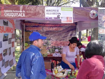 Cuatro municipios destacan potencial turístico en feria departamental