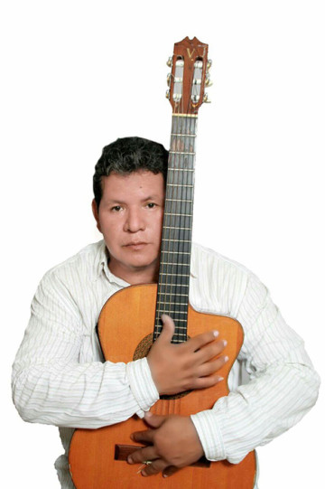 El cantautor Ítalo Mendieta alista su nueva producción en Santa Cruz