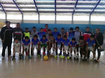 Equipo de futsal de Incahuasi se ilusiona con el título en los Pluris