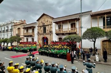 Gobierno decreta dos días de feriado por el Bicentenario de la Independencia de Bolivia