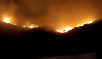 Incendio arrasa 10 hectáreas en la comunidad de Huancarani