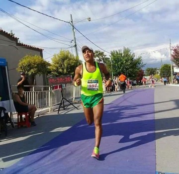 Juan Carlos Pua fue segundo en la maratón de Rosario de Lerma