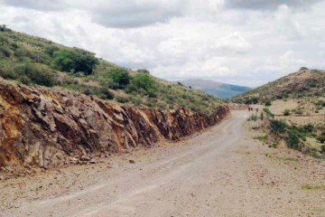 La región espera que el Gobernador defina la firma del convenio para el estudio de carretera