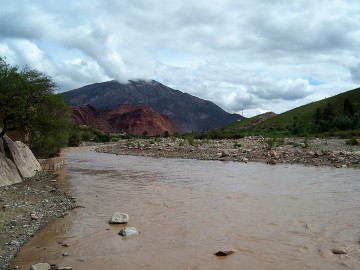 Licitan la construcción de defensivos en los ríos Chico y Grande