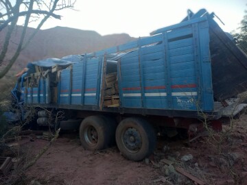 Mueren dos personas en accidente en la carretera Las Carreras - Villa Abecia