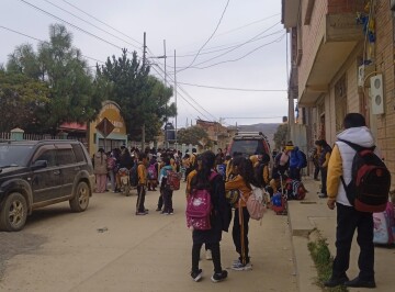 Profesores de Villa Charcas no aplican feriado en lunes y lo trasladan para el viernes