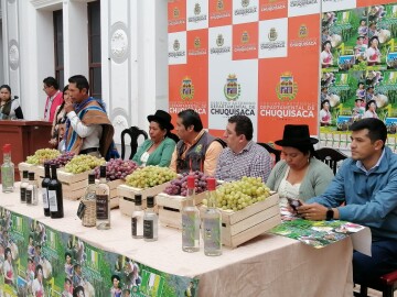 San Lucas celebra la declaratoria de Uruchini como cuna del singani