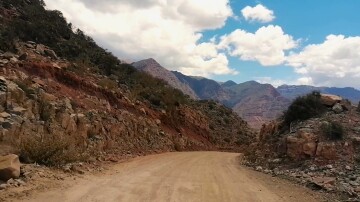 Transportistas instalarán tranca de peaje entre Sajlina y Saladillo