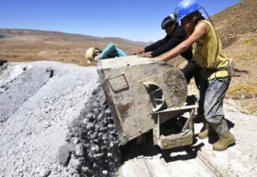 Un minero muere al caer en la mina Jatun Ñan K’uchu de San Lucas