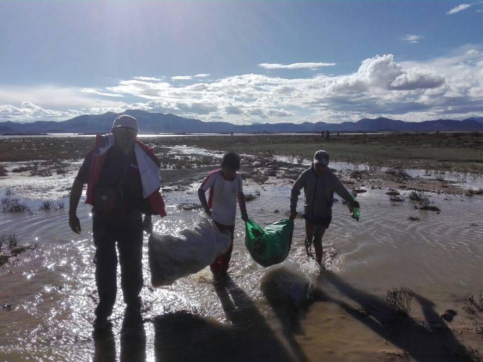 Alumnos del Zampa se comprometen y recogen basura de La Laguna 