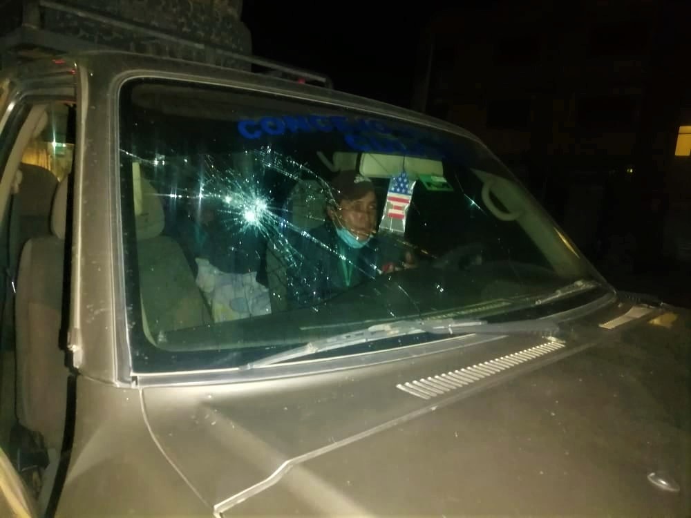Atacan a vagoneta del Concejo Municipal de Culpina en plena carretera