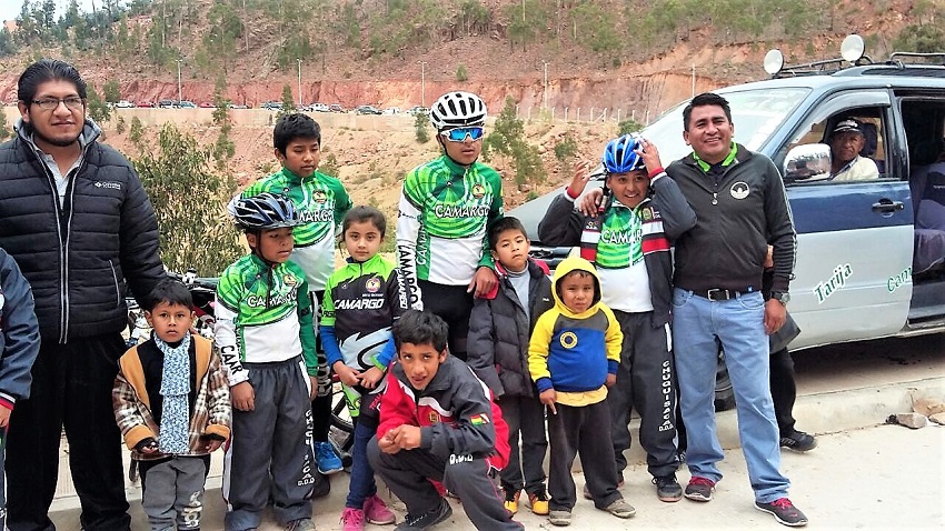 Camargo ocupa el segundo lugar en  el torneo nacional de ciclismo infantil