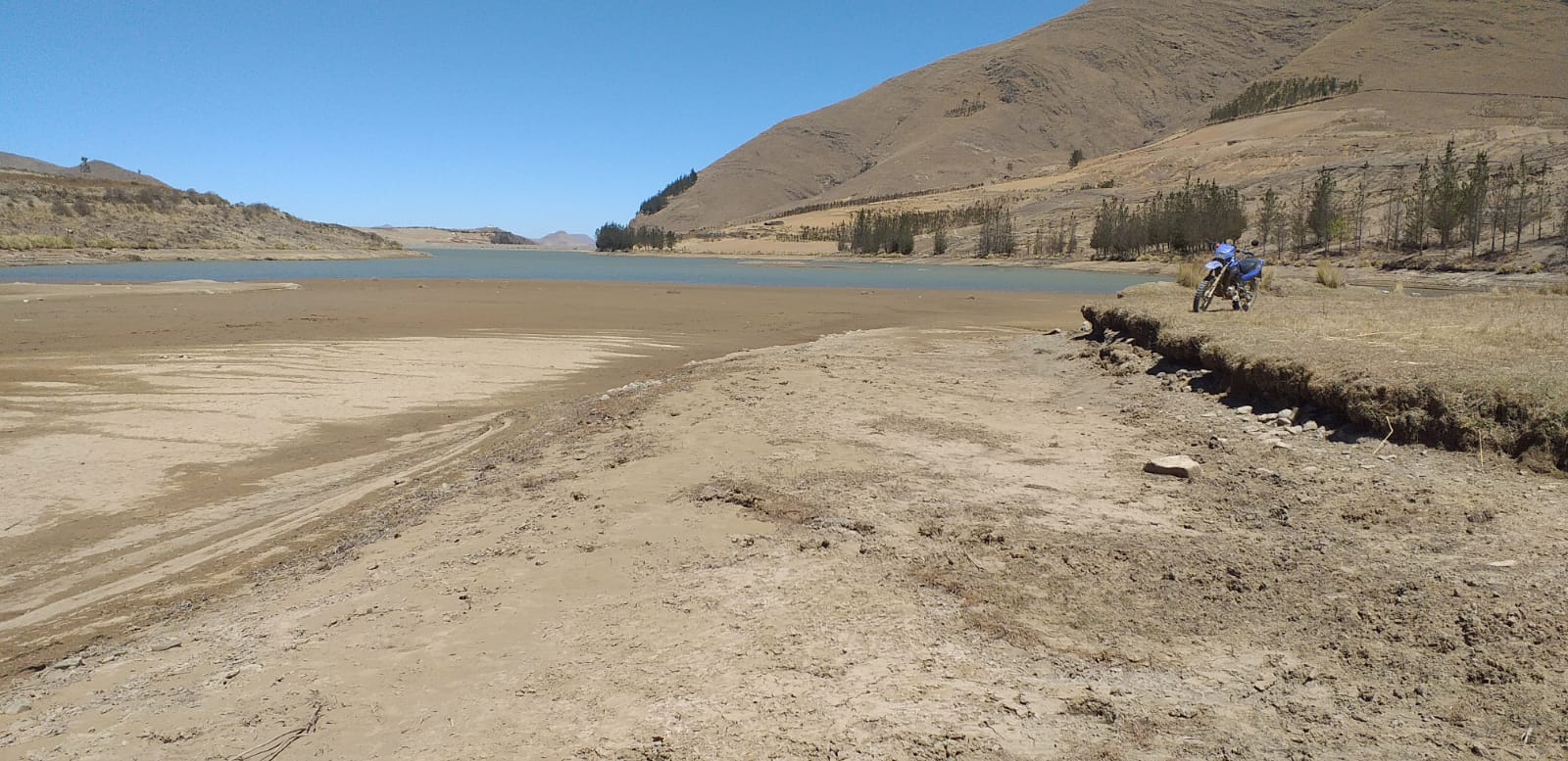 Chaullamayu, la represa que está siendo tragada por la tierra