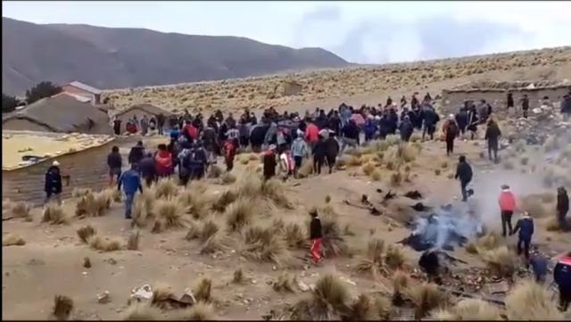 Comunarios se enfrentan por un proyecto de agua en San Lucas