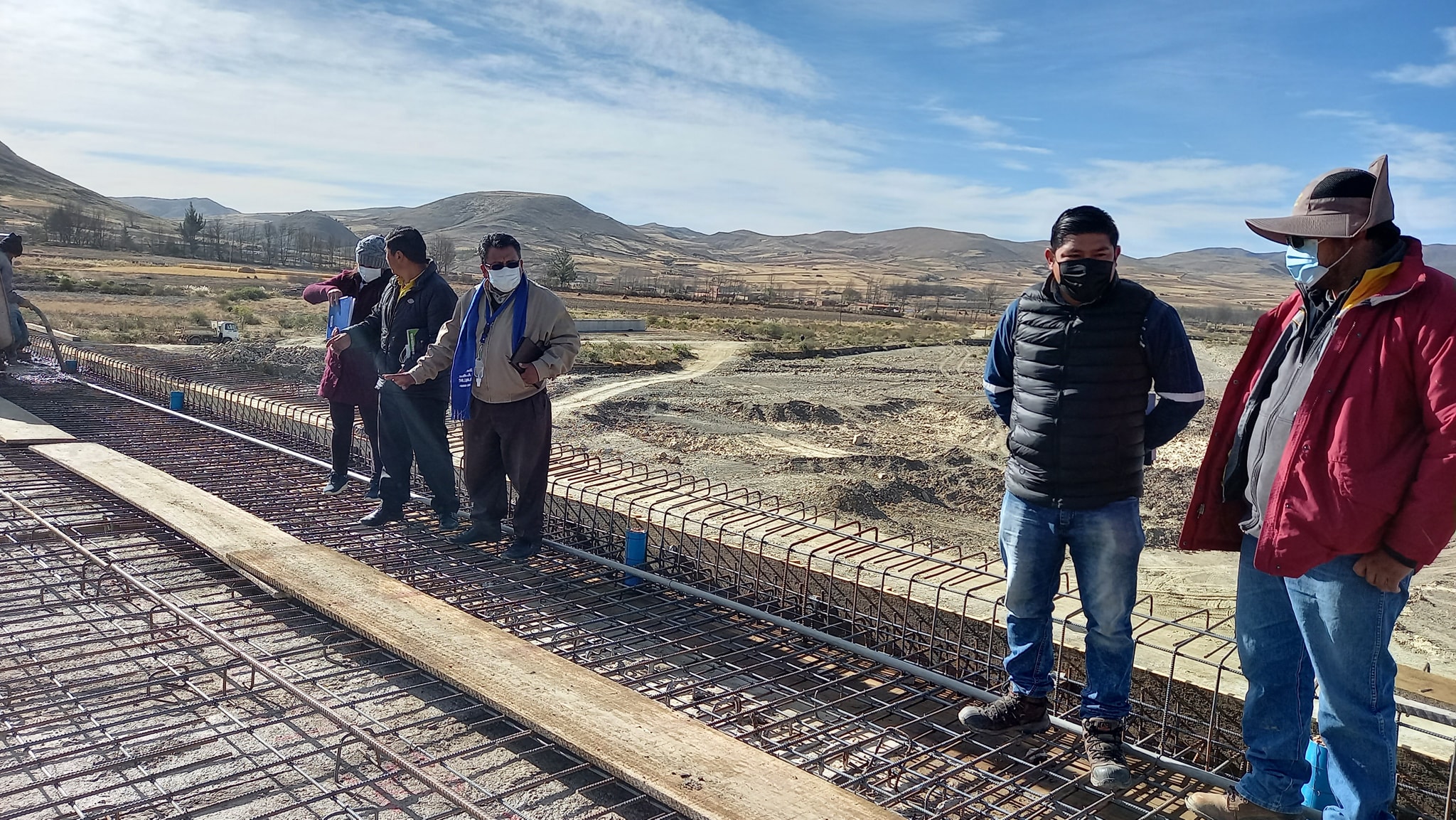 Construcción del puente de Palca Pata tiene un avance del 80%