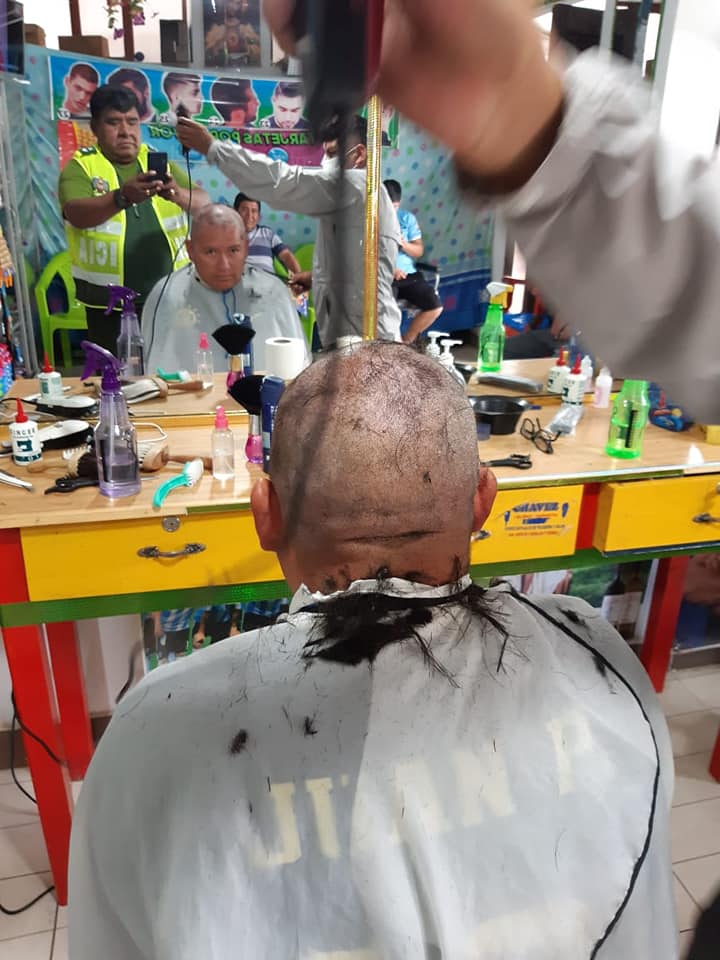 Desmienten que la Policía esté cortando el cabello en San Lucas por incumplir la cuarentena