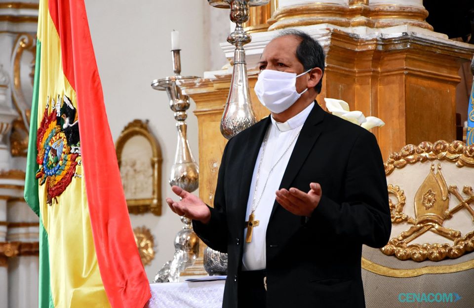 El camargueño Ricardo Centellas asume el Arzobispado de Sucre