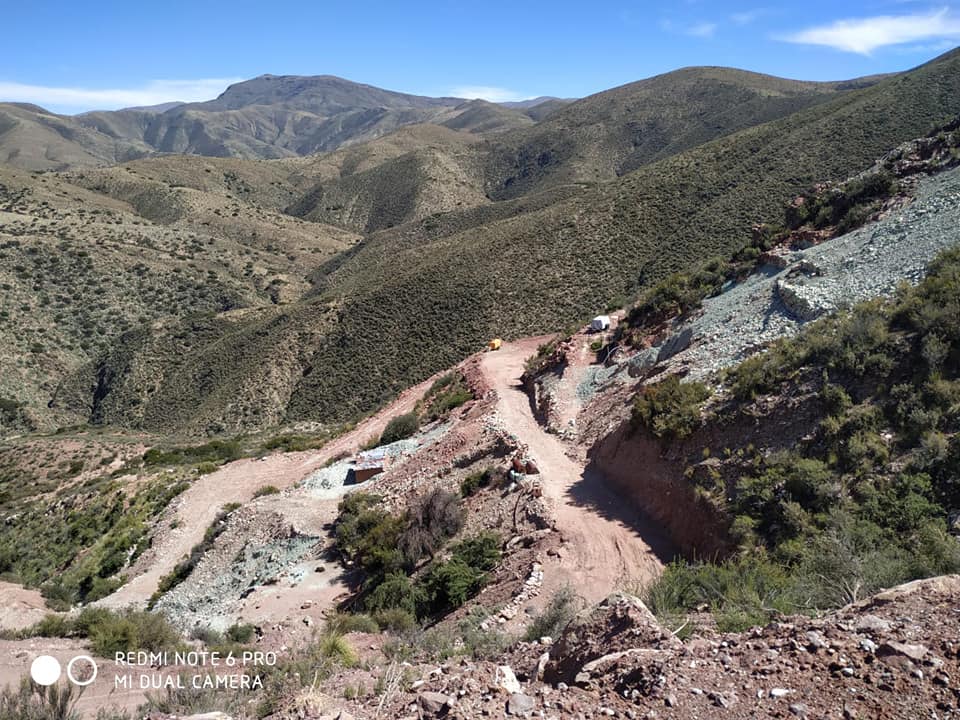 Expertos explican los riegos por la explotación de cobre en Villa Abecia