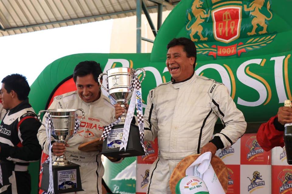 Goyo Copa y David Pereira marchan primeros en automovilismo