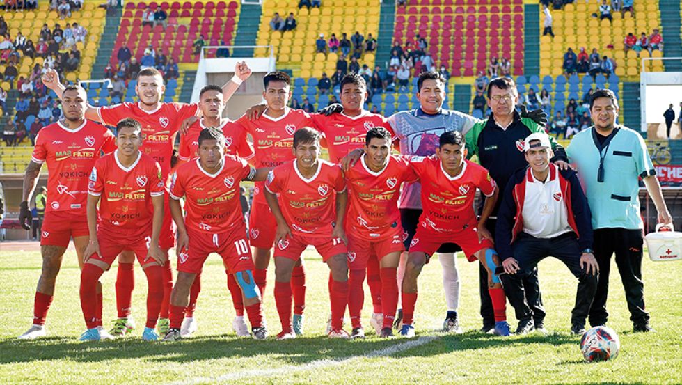 Independiente no resiste la presión de Atlético Sucre y cayó por goleada