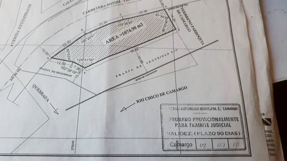 La familia Bejarano reclama 1.978 metros cuadrados en Las Chalanas