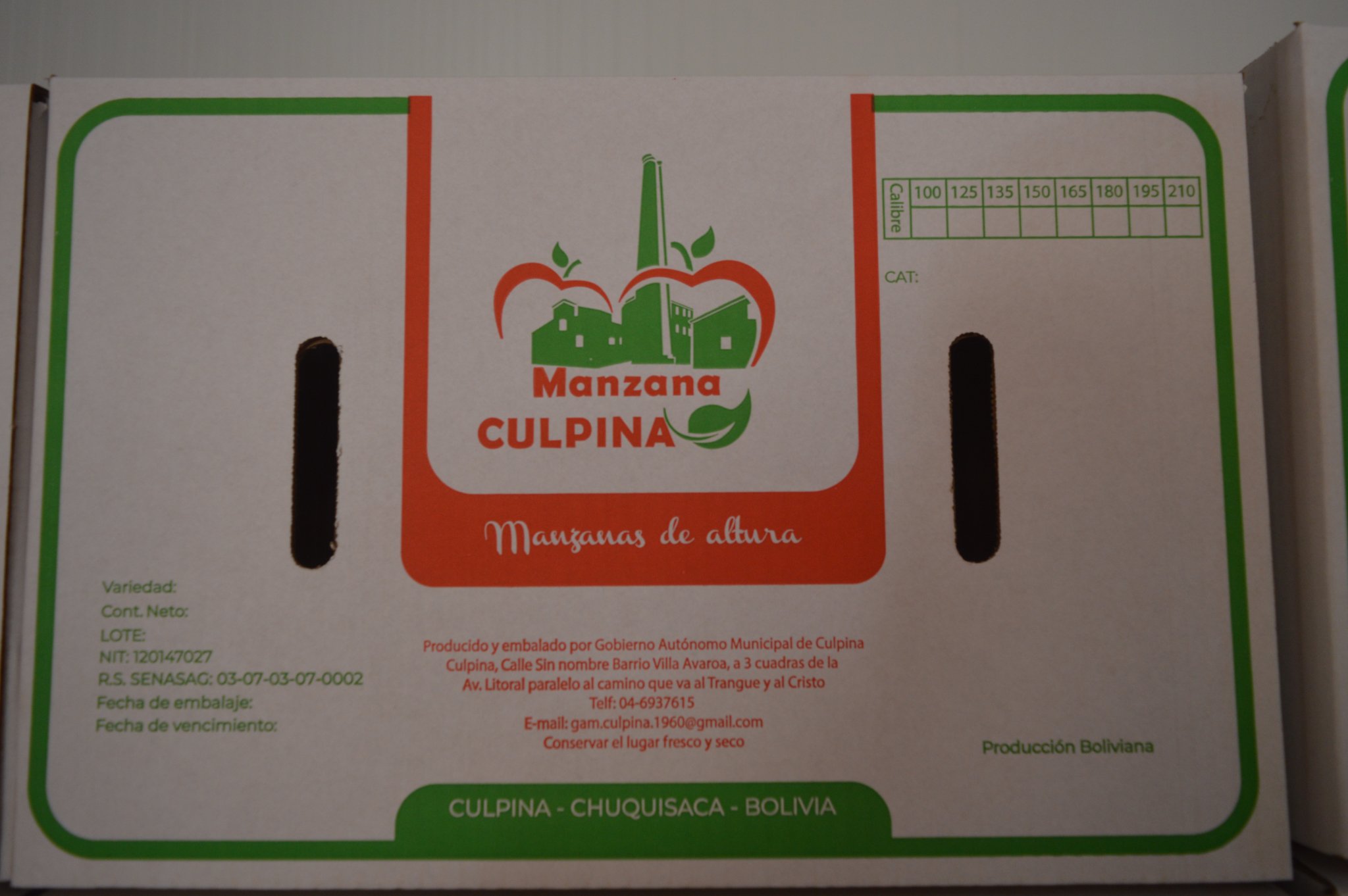 La manzana de Culpina ahora se comercializa en cajas de cartón y con registro Senasag