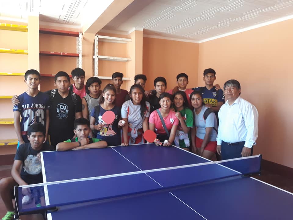 Las Carreras abre escuela de tenis de mesa para alumnos de primaria y secundaria