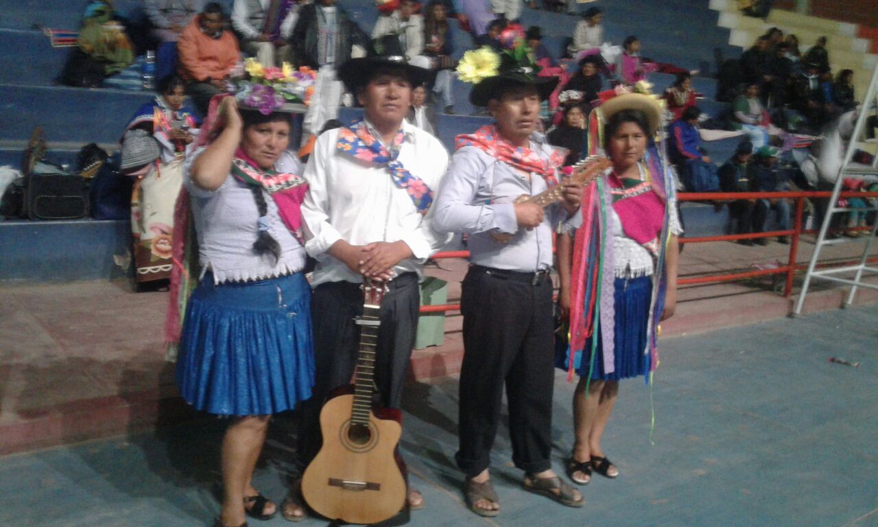 Las Carreras, Padcoyo y Sajlina ganaron en canto, danza y poesía