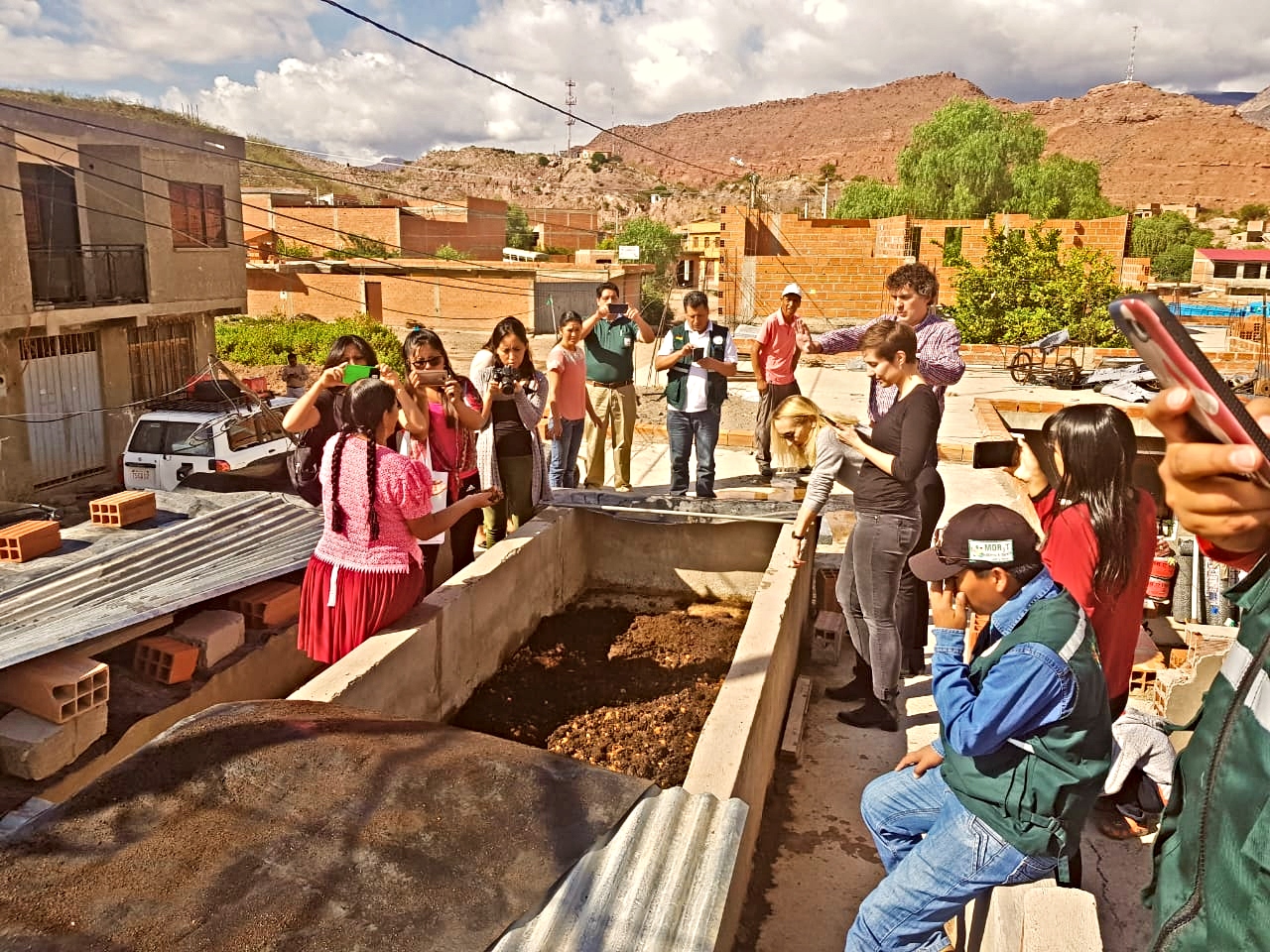 Misión del FIDA evalúa proyectos de ACCESOS en los Cintis Misión del FIDA evalúa proyectos de ACCESOS en los Cintis
