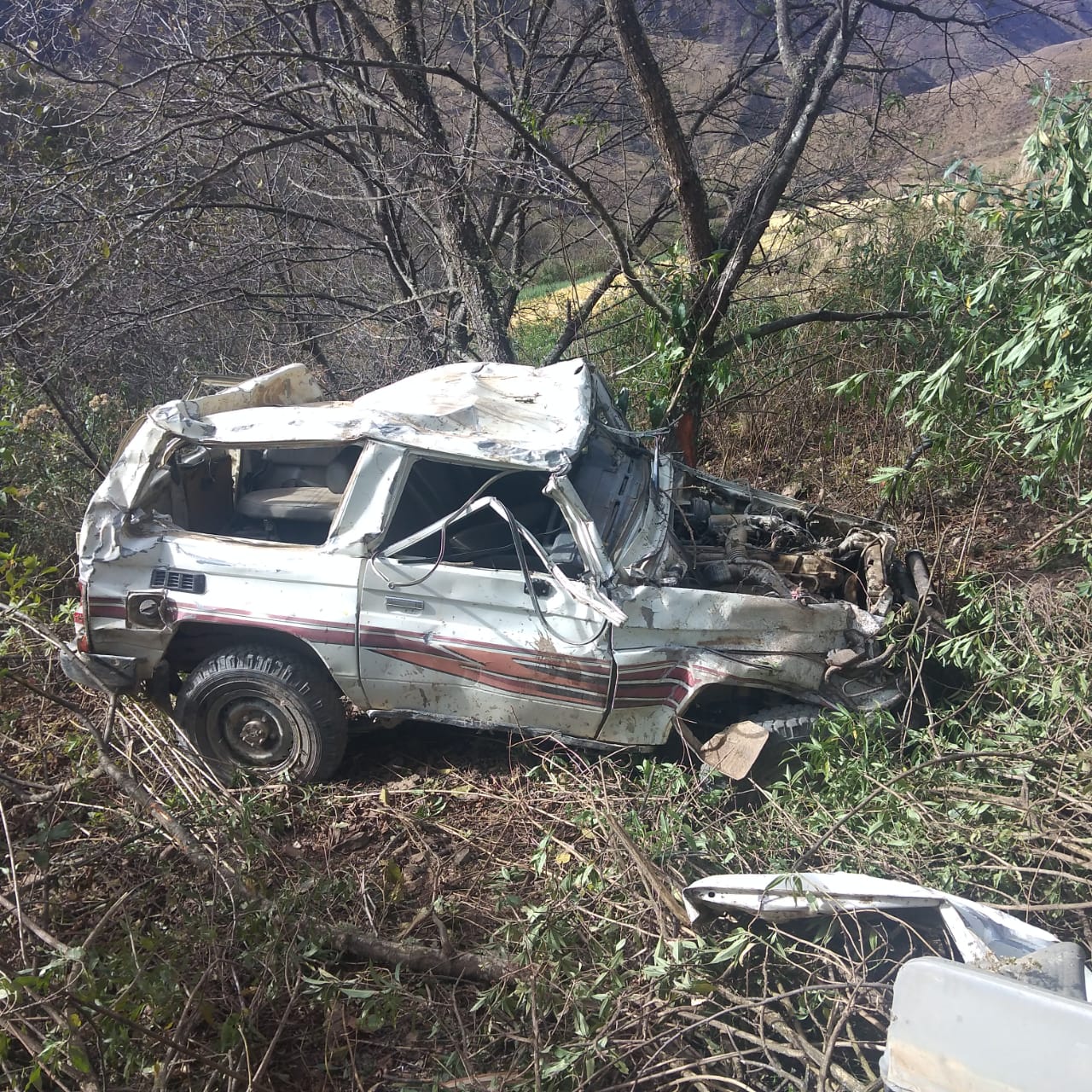 Muere funcionario municipal de Incahuasi al embarrancarse un jeep