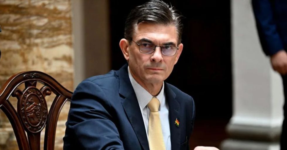 Presidente promulgada ley que cede terreno para la casa de justicia de Camargo