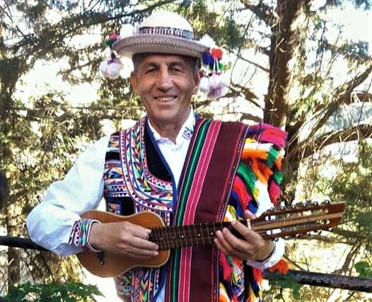 Reconocen la trayectoria musical del artista saluqueño Juan Ángel Loredo