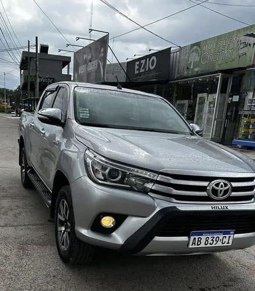 Roban una camioneta Toyota con placa argentina en Camargo