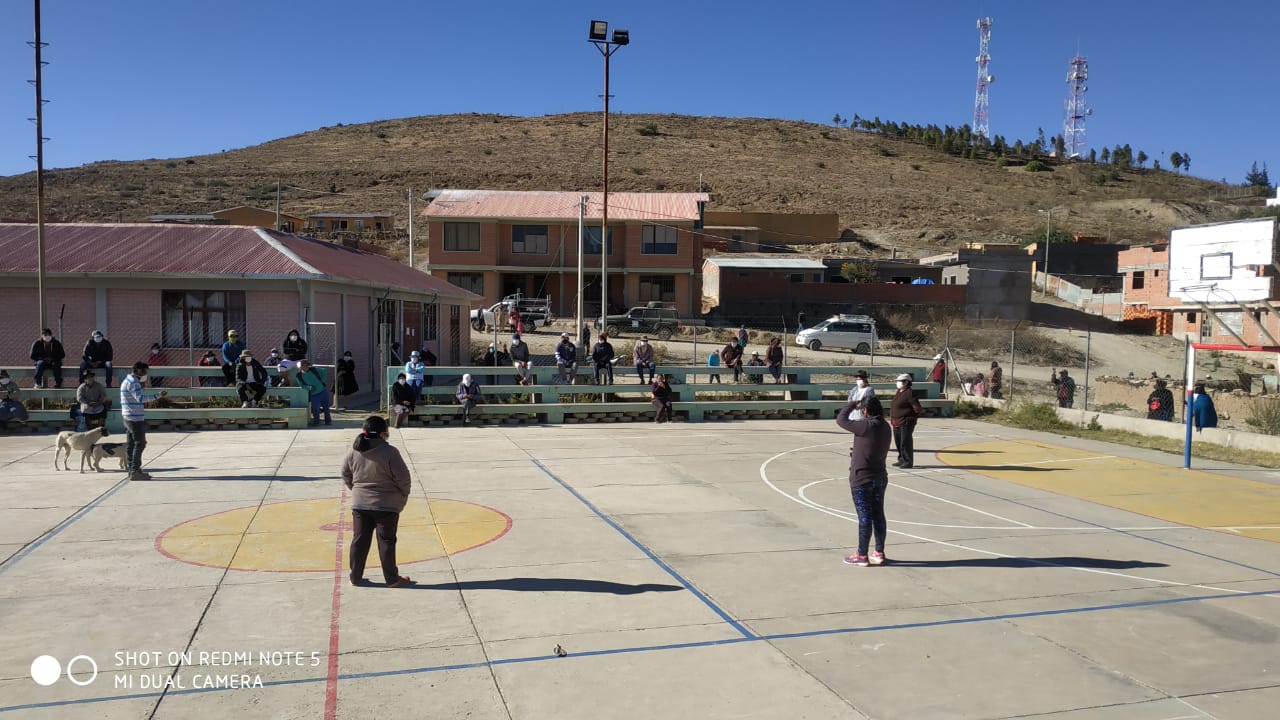 Vecinos del barrio San Silvestre se encapsulan para evitar el coronvirus